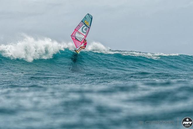 Shawna Cropas – Aloha Classic ©  Si Crowther / IWT